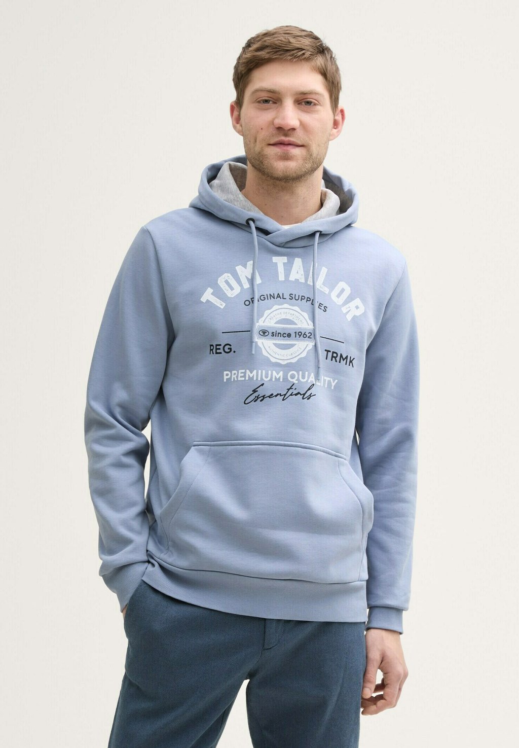 Толстовка с капюшоном WITH PRINT TOM TAILOR, синий
Толстовка с капюшоном WITH PRINT TOM TAILOR, синий