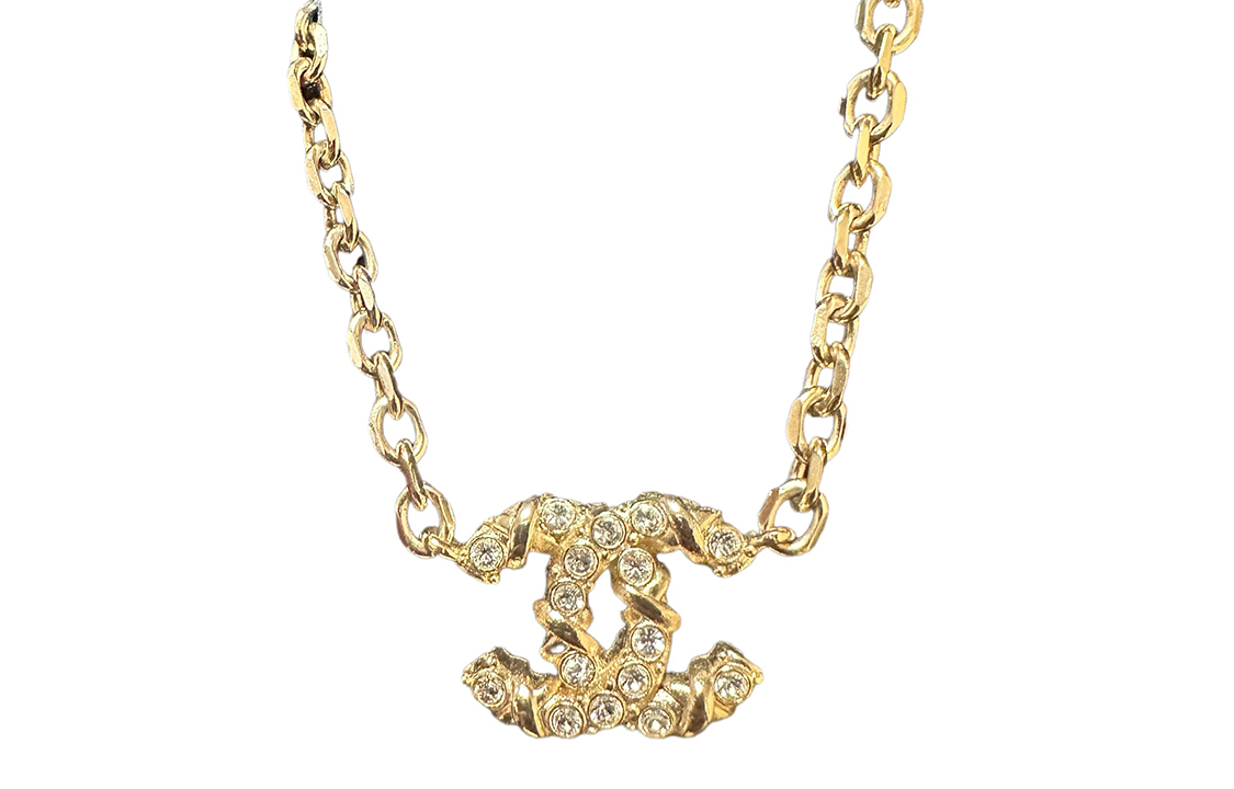 CHANEL Двойная C с камнями, металлические колье унисекс gold
CHANEL Двойная C с камнями, металлические колье унисекс gold