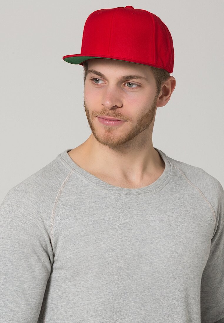 Бейсболка Flexfit, цвет red
Бейсболка Flexfit, цвет red