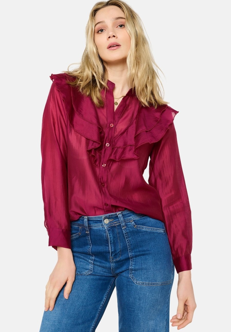 Блуза LolaLiza WITH RUFFLES, Red Framboise/Neon Pink
Блуза LolaLiza WITH RUFFLES, Red Framboise/Neon Pink