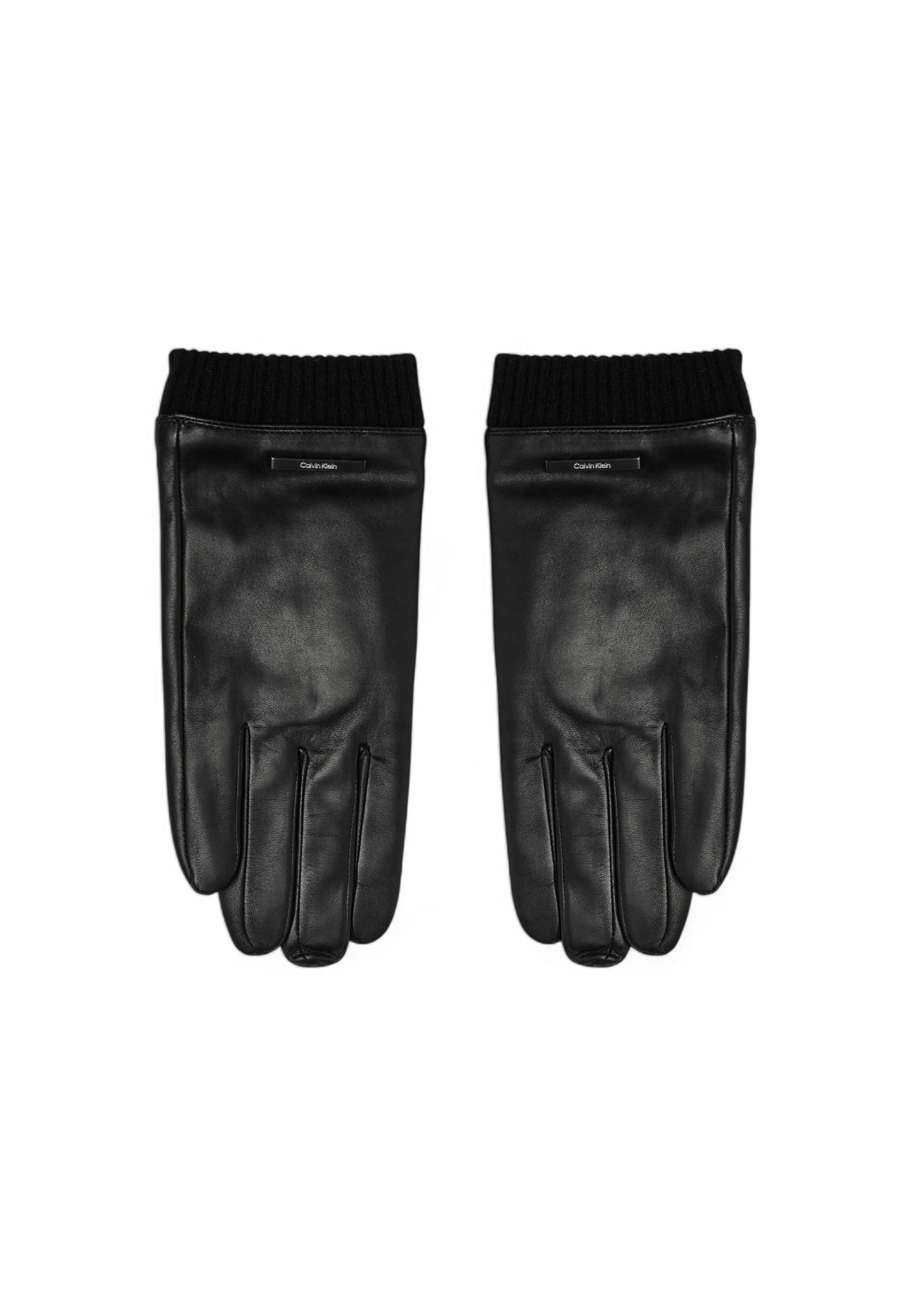Перчатки Calvin Klein, черный
Перчатки Calvin Klein, черный