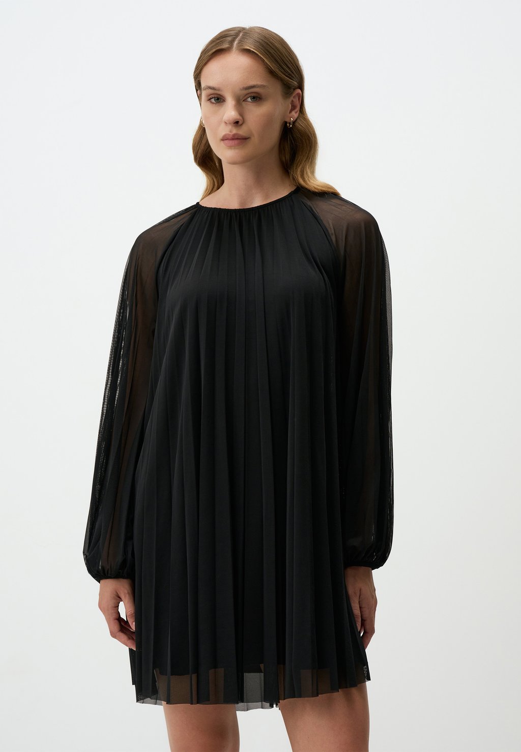 Повседневное платье PLEATED Jimmy Key, черный
Повседневное платье PLEATED Jimmy Key, черный