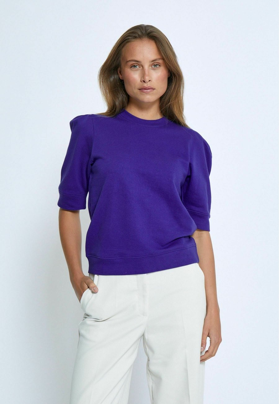 Футболка Desires DASHA, Royal Blue/Purple
Футболка Desires DASHA, Royal Blue/Purple