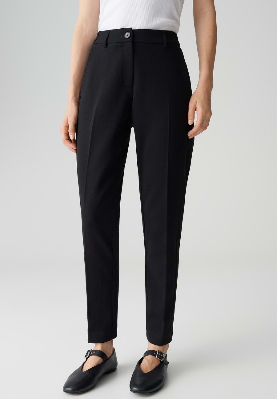 Брюки OPUS SLIM FIT FIRM FEEL TAPERED LEG, Black
Брюки OPUS SLIM FIT FIRM FEEL TAPERED LEG, Black