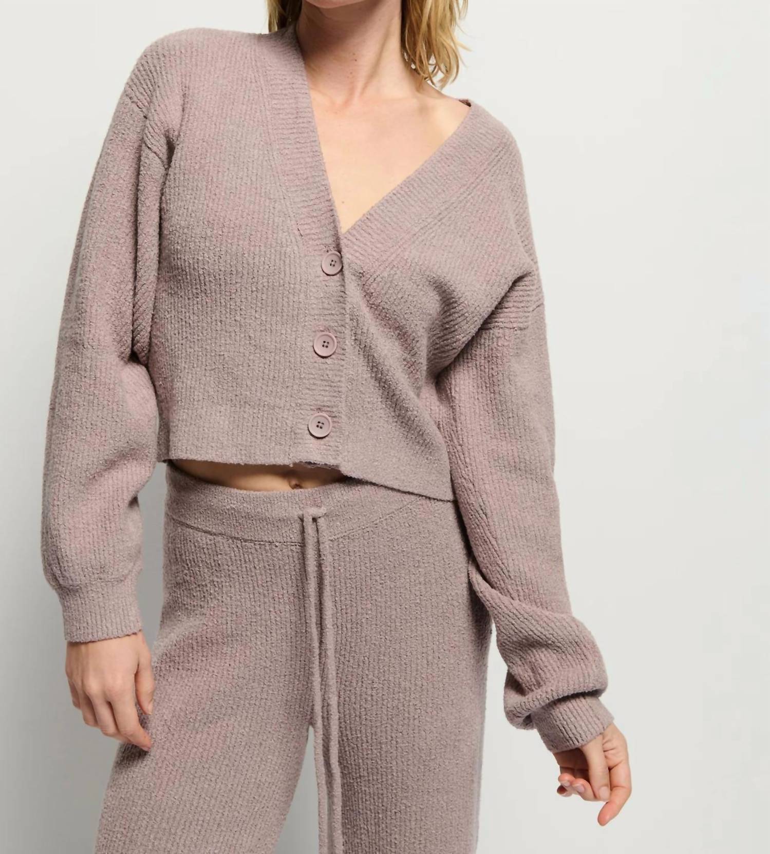 Кардиган с рукавами-фонариками в цвете «шепот» Nation Ltd, Whisper
Кардиган с рукавами-фонариками в цвете «шепот» Nation Ltd, Whisper