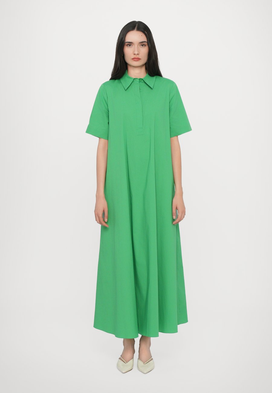 Платье Diane von Furstenberg KARIN DRESS, Indian Green/Dark Green
Платье Diane von Furstenberg KARIN DRESS, Indian Green/Dark Green