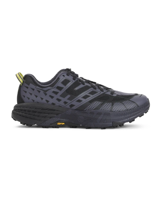 Черные кроссовки, удобный стиль Hoka One One, черный
Черные кроссовки, удобный стиль Hoka One One, черный