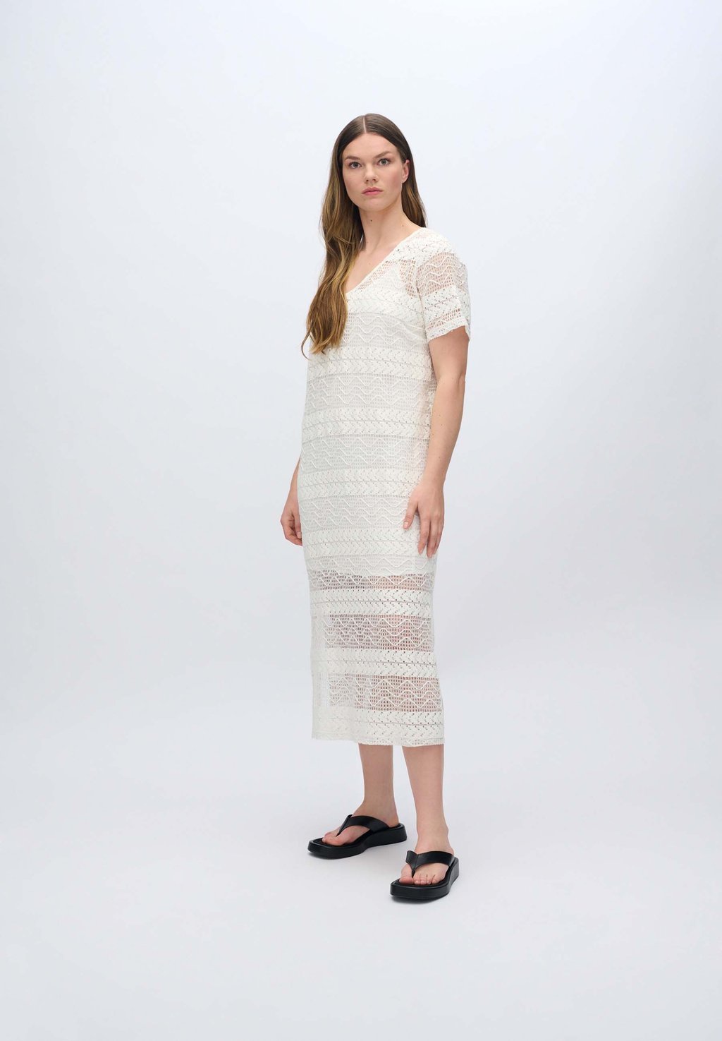 Вязаное платье PILANO Moves, белый
Вязаное платье PILANO Moves, белый