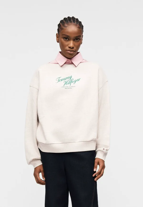 Свободная толстовка с логотипом и вырезом-лодочкой Tommy Hilfiger, Heather Oatmilk, Белый, Свободная толстовка с логотипом и вырезом-лодочкой Tommy Hilfiger, Heather Oatmilk
Свободная толстовка с логотипом и вырезом-лодочкой Tommy Hilfiger, Heather Oatmilk, Белый, Свободная толстовка с логотипом и вырезом-лодочкой Tommy Hilfiger, Heather Oatmilk