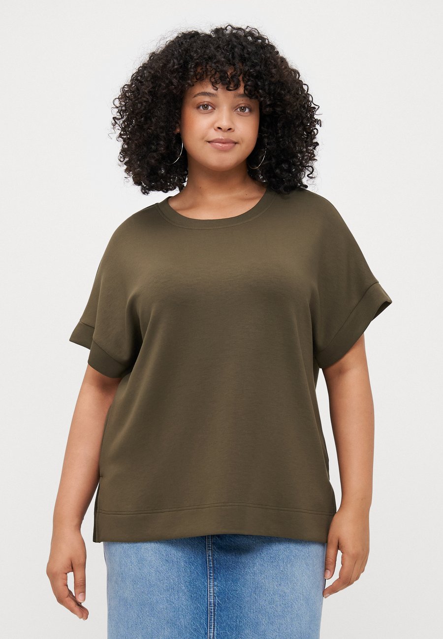 Футболка Vero Moda Curve VMCHALI, Grape Leaf/Dark Green, Зеленый, Футболка Vero Moda Curve VMCHALI, Grape Leaf/Dark Green
Футболка Vero Moda Curve VMCHALI, Grape Leaf/Dark Green, Зеленый, Футболка Vero Moda Curve VMCHALI, Grape Leaf/Dark Green