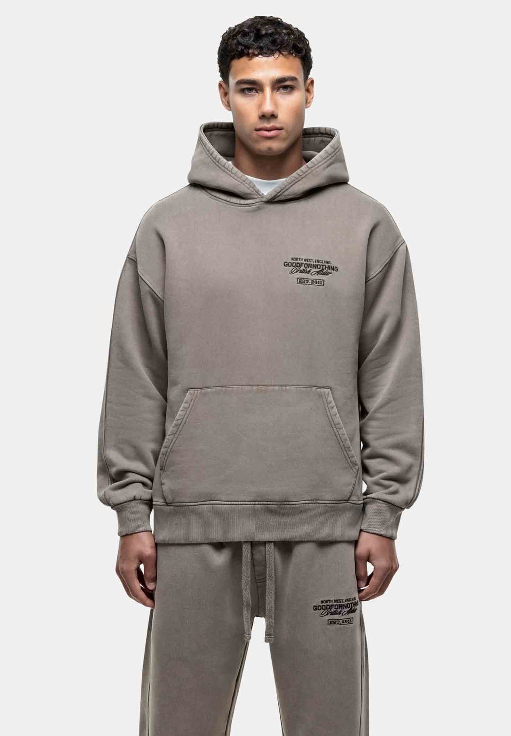 Толстовка с капюшоном ATELTAU GDP Good For Nothing, серо-коричневый
Толстовка с капюшоном ATELTAU GDP Good For Nothing, серо-коричневый