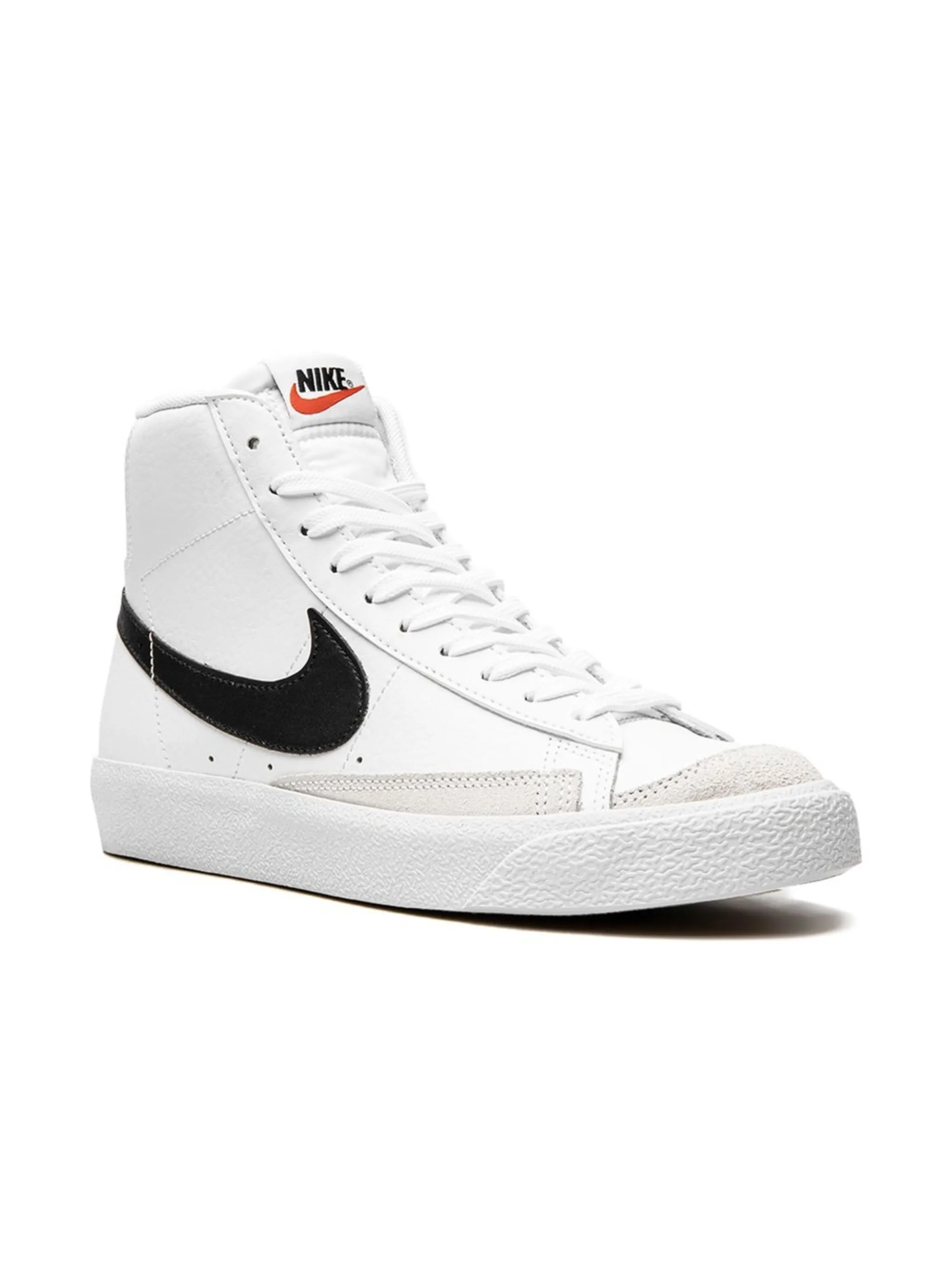 Кеды Blazer Mid 77 Nike Kids, белый
Кеды Blazer Mid 77 Nike Kids, белый