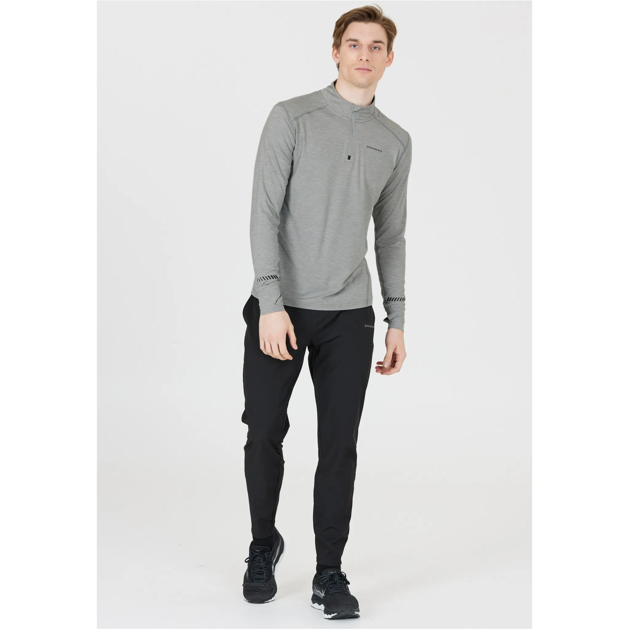 Функциональная рубашка ENDURANCE "TUNE XQL" с технологией QUICK DRY, серый
Функциональная рубашка ENDURANCE "TUNE XQL" с технологией QUICK DRY, серый