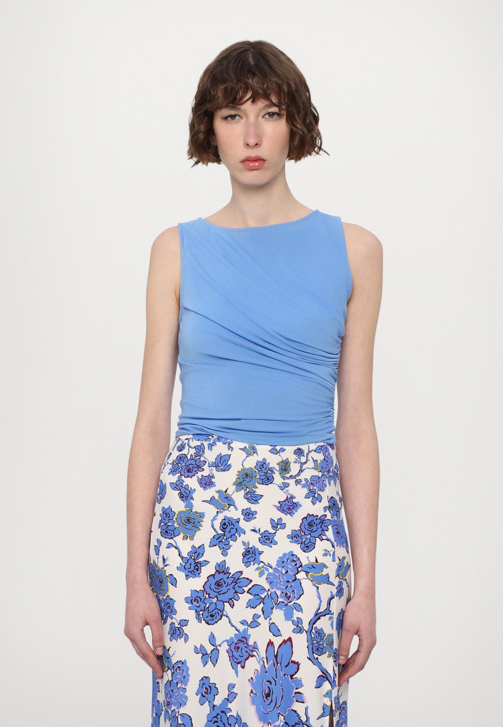 Топ ATHENA Diane von Furstenberg, синий
Топ ATHENA Diane von Furstenberg, синий