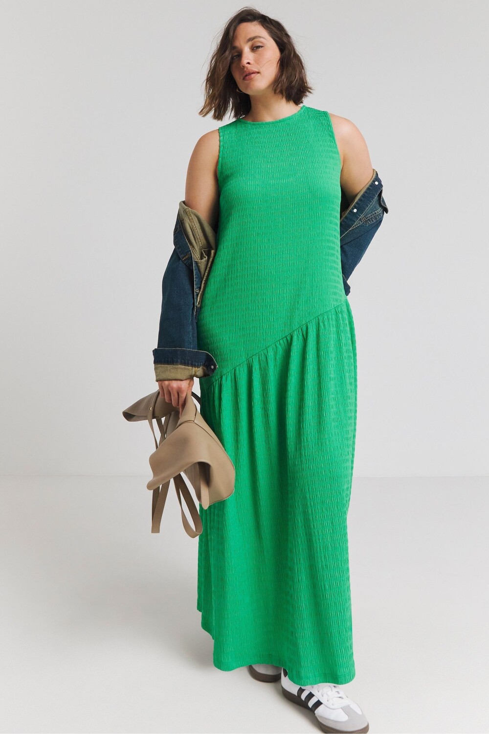 Платье макси из фактурного джерси Simply Be, зеленый
Платье макси из фактурного джерси Simply Be, зеленый