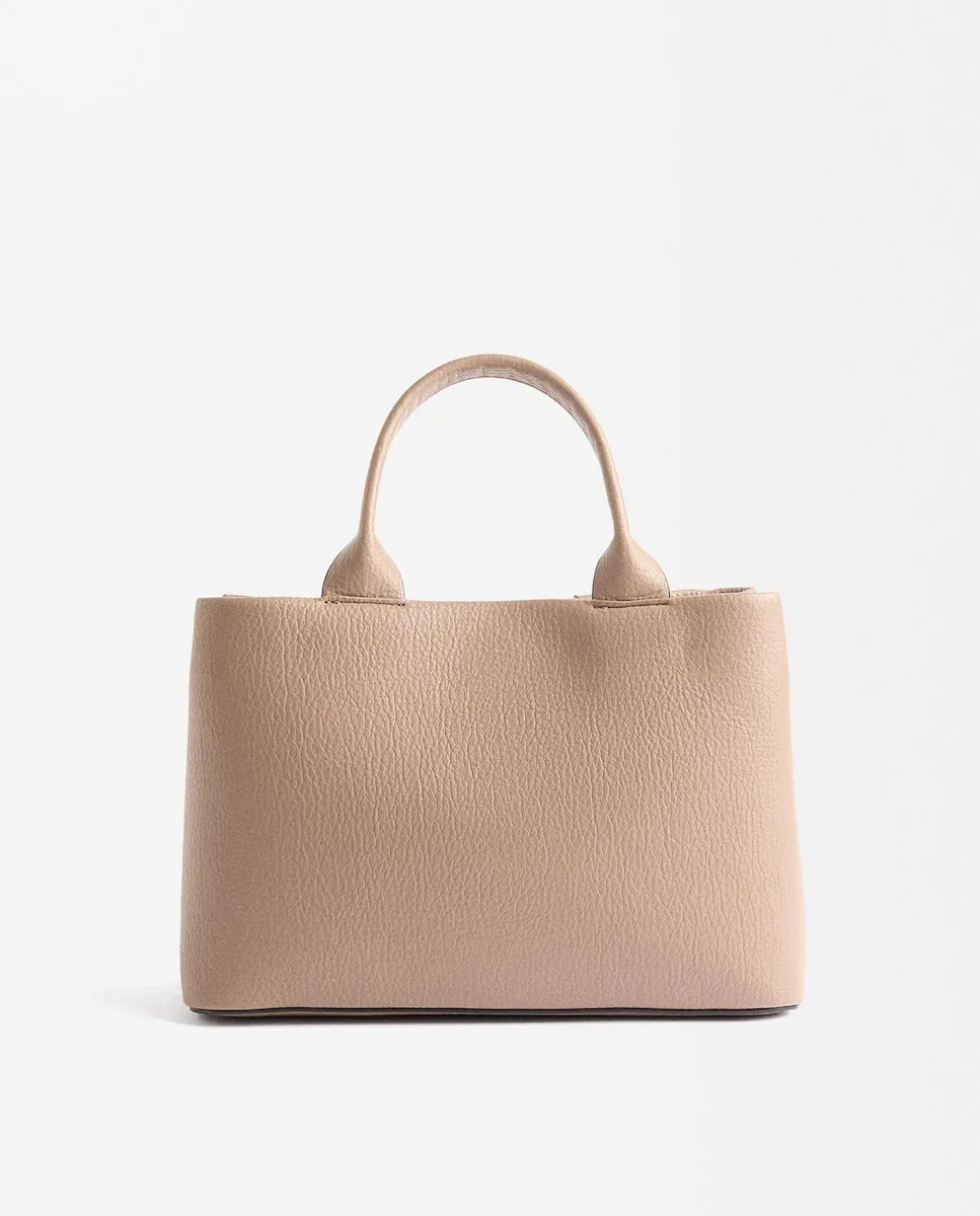 Сумка-тоут, трансформируемая в сумку через плечо, с застежкой-молнией и съемным кошельком для монет Parfois, розовый
Сумка-тоут, трансформируемая в сумку через плечо, с застежкой-молнией и съемным кошельком для монет Parfois, розовый