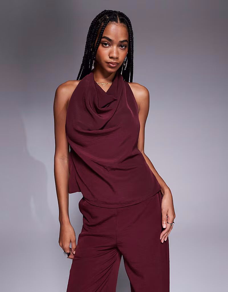 Топ с капюшоном и пряжкой на спине, бордовый Asos Design
Топ с капюшоном и пряжкой на спине, бордовый Asos Design