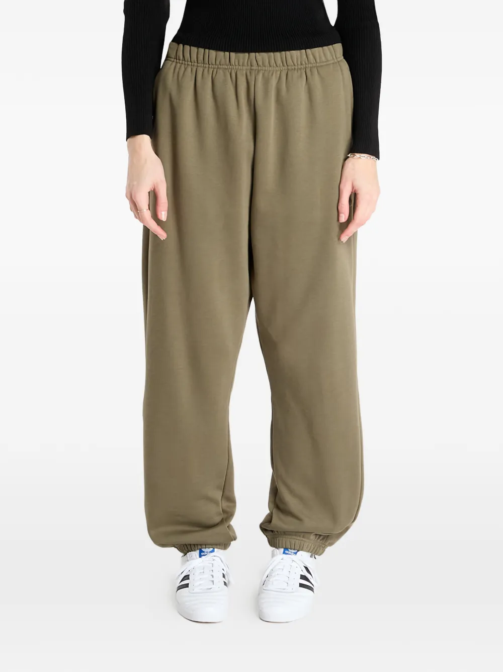 Флисовые спортивные штаны для баскетбола Adidas, зеленый
Флисовые спортивные штаны для баскетбола Adidas, зеленый