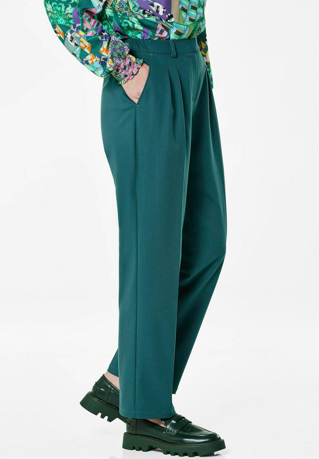 Брюки GOLDNER, темно-зеленый 
Брюки GOLDNER, темно-зеленый