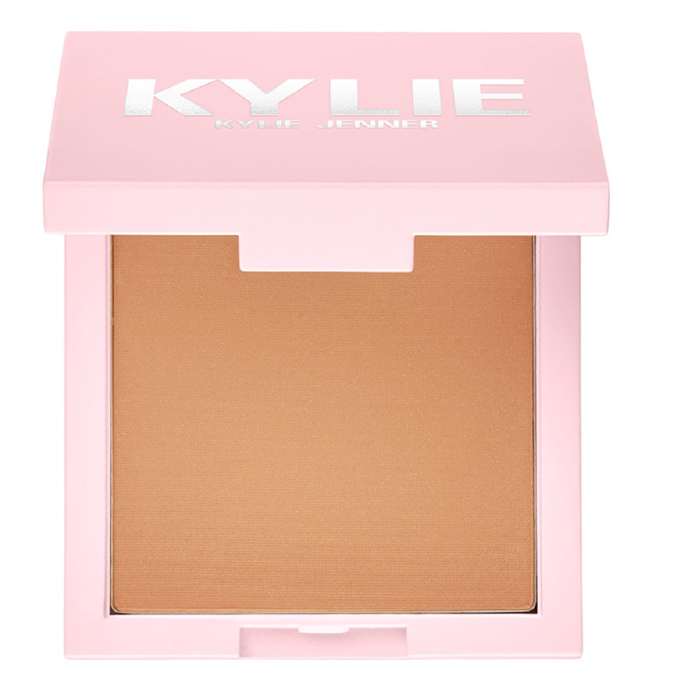 Бронзирующая пудра pressed bronzing powder Kylie Cosmetics, цвет nr. 200 tequila tan, вес 10 гр.
Бронзирующая пудра pressed bronzing powder Kylie Cosmetics, цвет nr. 200 tequila tan, вес 10 гр.