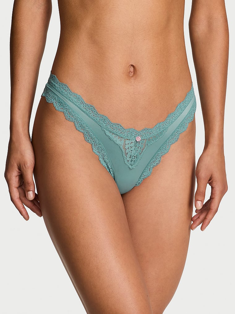 Бразильские трусики с кружевной отделкой Dream Angels, lace trim arctic green
Бразильские трусики с кружевной отделкой Dream Angels, lace trim arctic green