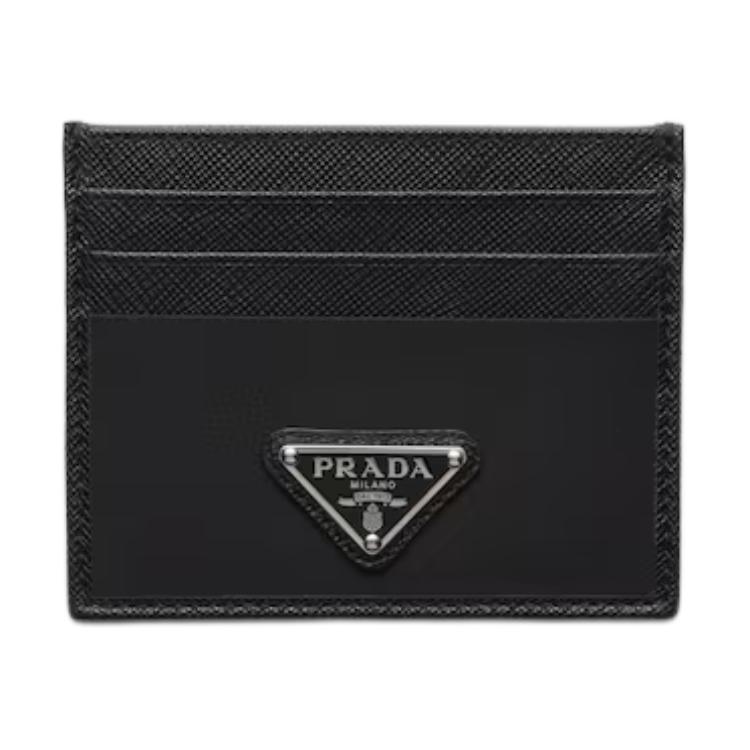 PRADA Мужской картхолдер из переработанного нейлона с шагреневой кожей черный
PRADA Мужской картхолдер из переработанного нейлона с шагреневой кожей черный