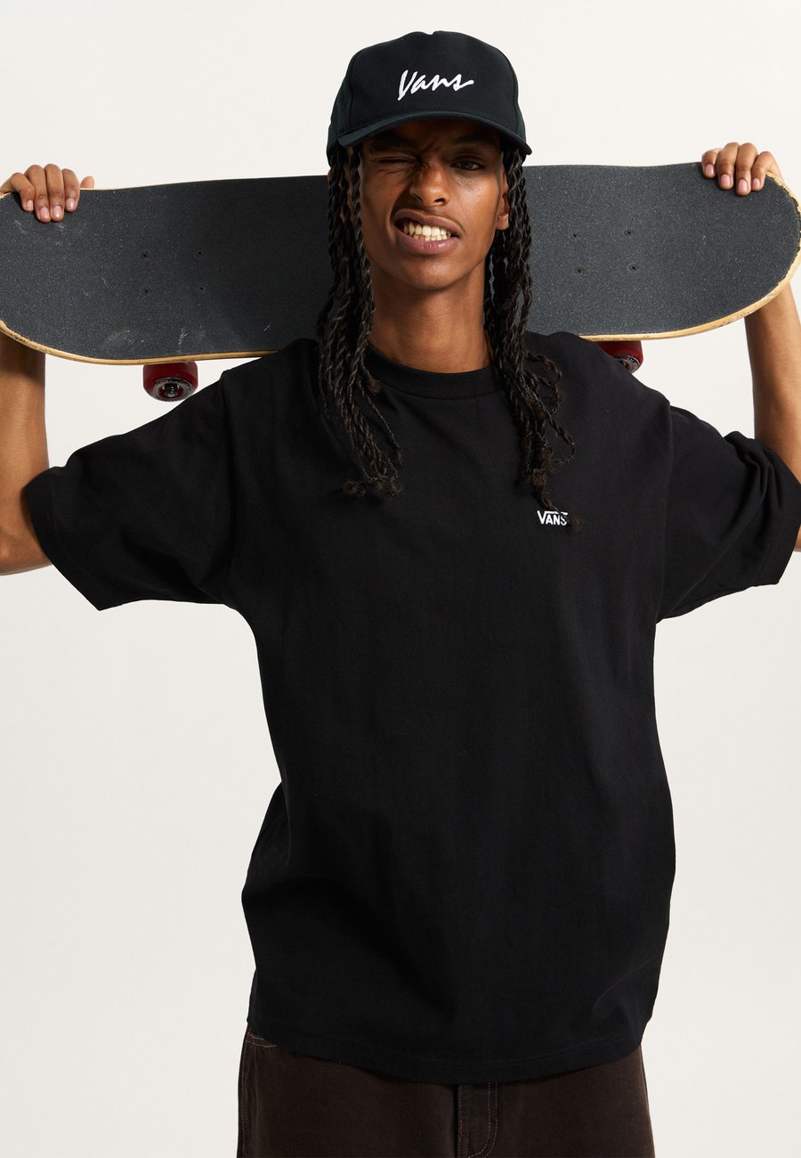 Футболка Vans Basic T-shirt, Black, Черный, Футболка Vans Basic T-shirt, Black
Футболка Vans Basic T-shirt, Black, Черный, Футболка Vans Basic T-shirt, Black