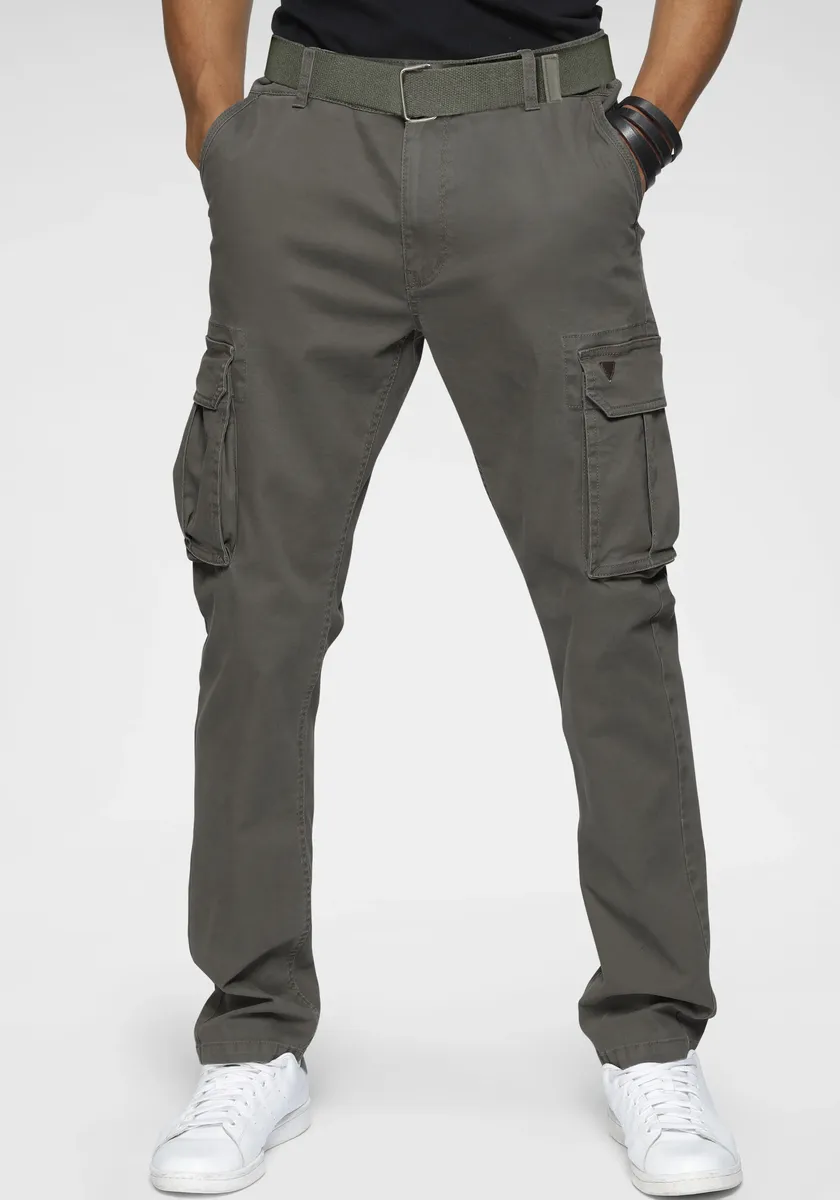 Брюки-карго H.I.S (комплект, 2 шт., со съемным ремнем), зеленый
Брюки-карго H.I.S (комплект, 2 шт., со съемным ремнем), зеленый