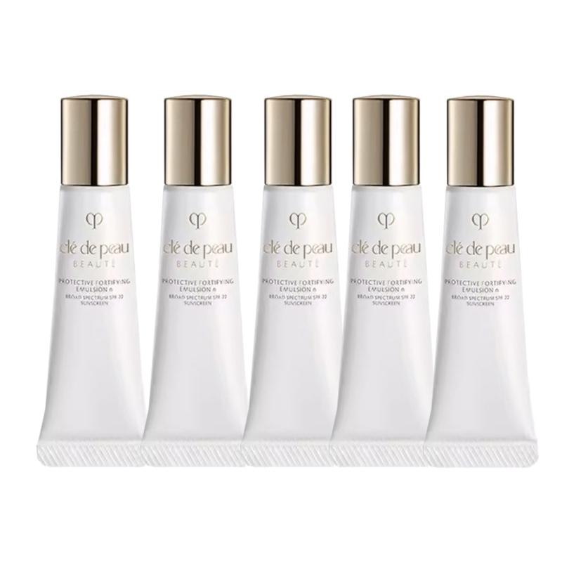Essence Light Protective Serum Lotion Hydrating Moisturizing Refreshing Sample 12ml*2 Clé De Peau Beauté, 12ml*5
Essence Light Protective Serum Lotion Hydrating Moisturizing Refreshing Sample 12ml*2 Clé De Peau Beauté, 12ml*5