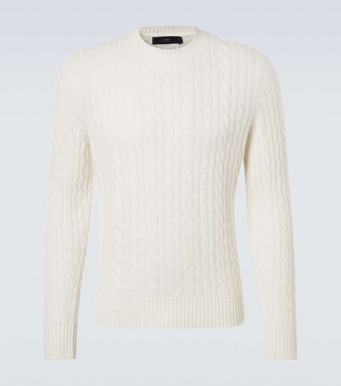 Кашемировый свитер с косичной вязкой от Duke Street Arch4, слоновая кость
Кашемировый свитер с косичной вязкой от Duke Street Arch4, слоновая кость