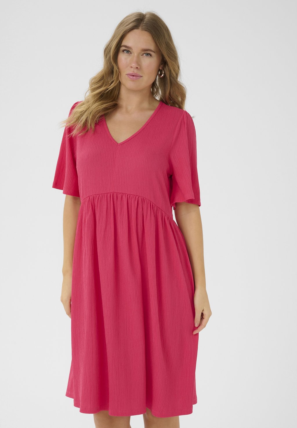 Повседневное платье Kaffe, красный
Повседневное платье Kaffe, красный