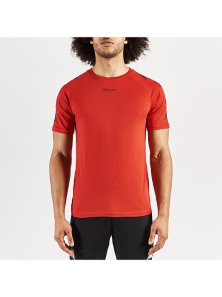 Футболка в Kappa
Футболка в Kappa