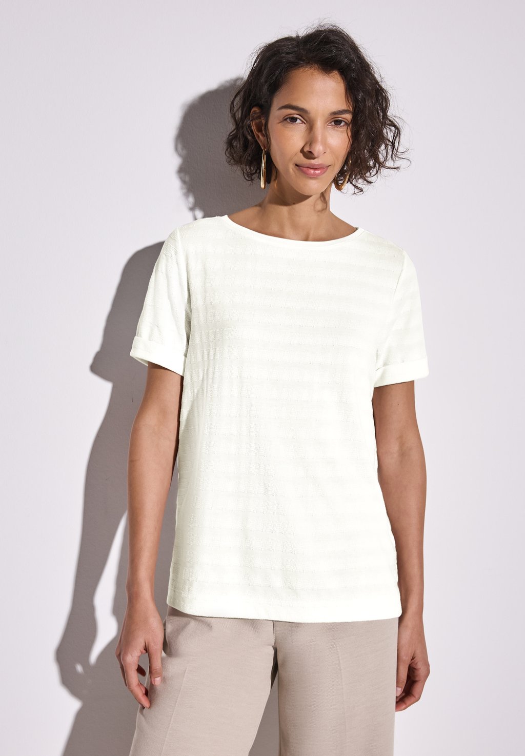 Базовая футболка STRUKTURS Street One, кремовый
Базовая футболка STRUKTURS Street One, кремовый