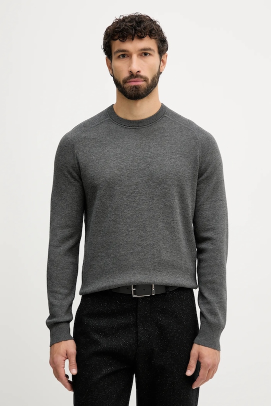 Свитер из смесовой шерсти Boss, серый
Свитер из смесовой шерсти Boss, серый