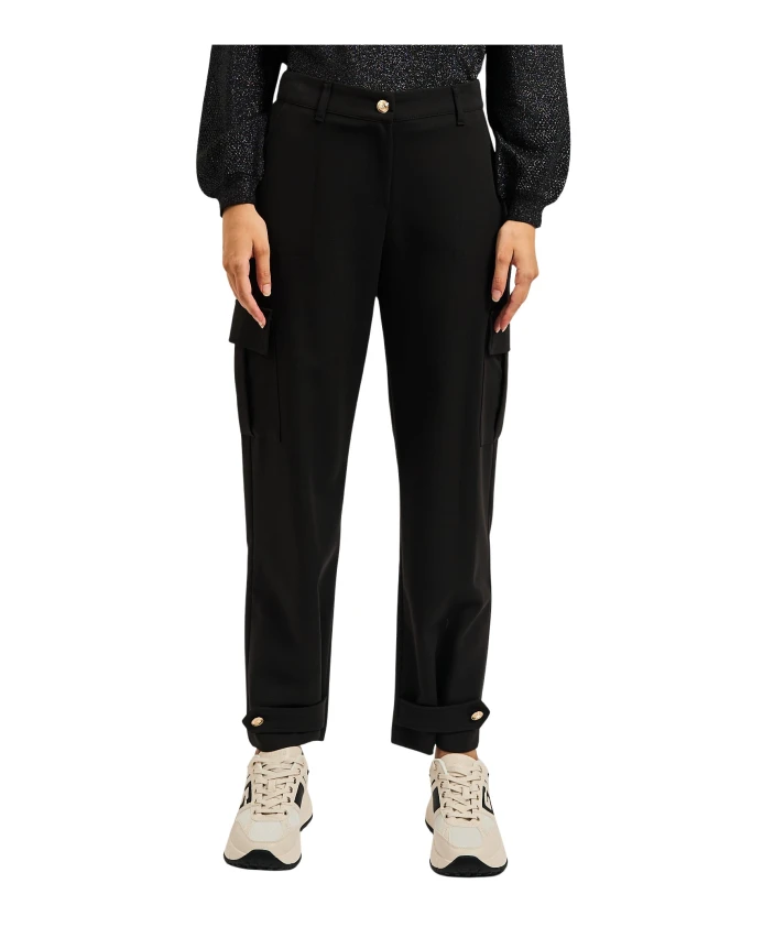 Черные брюки-карго с ремешками на щиколотках Gaudi, черный
Черные брюки-карго с ремешками на щиколотках Gaudi, черный