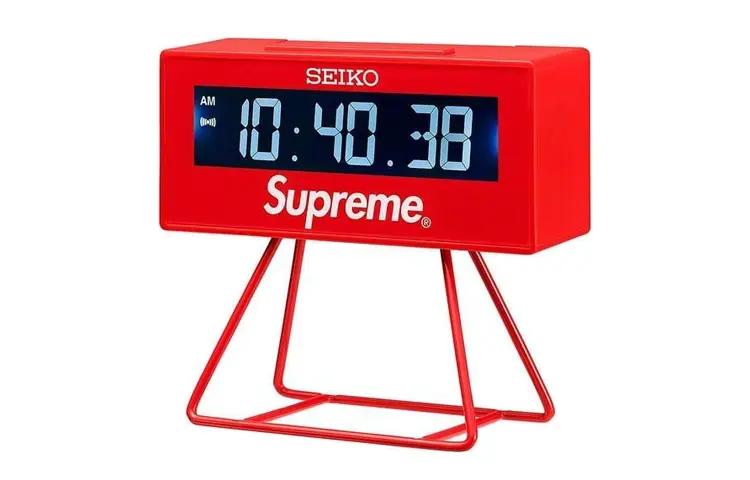 SEIKO Часы Electronic Movement Plastic Alarm Clock Unisex Red
SEIKO Часы Electronic Movement Plastic Alarm Clock Unisex Red