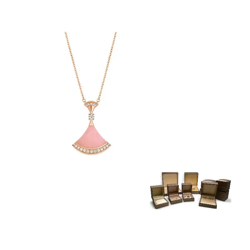 BVLGARI Колье с бриллиантами Divas' Dream Series Unisex
BVLGARI Колье с бриллиантами Divas' Dream Series Unisex