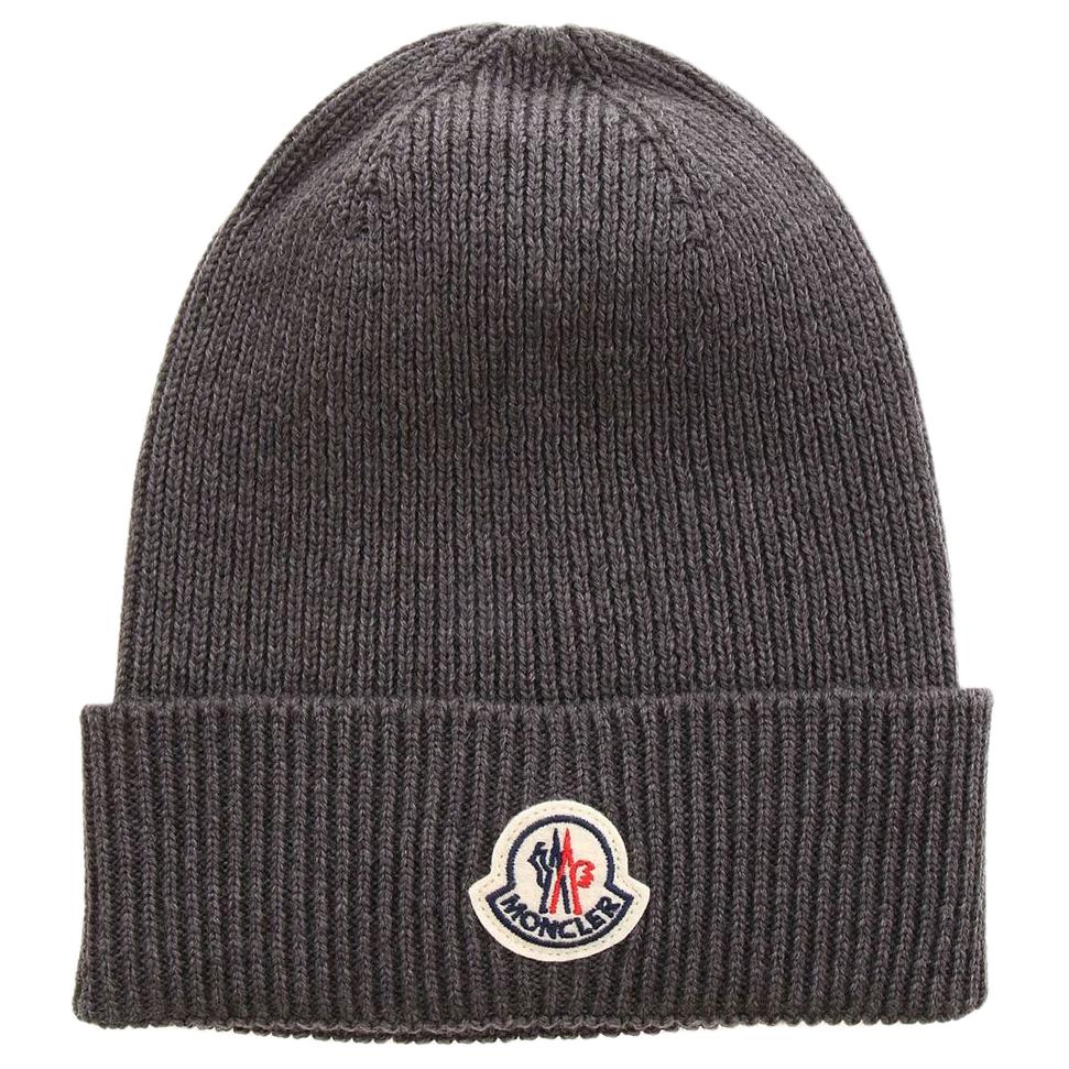 Вязаная шапка с логотипом Moncler, серый
Вязаная шапка с логотипом Moncler, серый