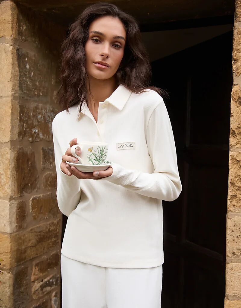 4th & Reckless лонгслив с длинными рукавами и ребристым воротником кремового цвета
4th & Reckless лонгслив с длинными рукавами и ребристым воротником кремового цвета