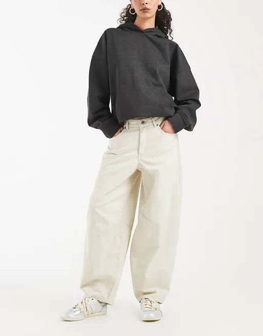 ONLY брюки-бочонки в камне
ONLY брюки-бочонки в камне