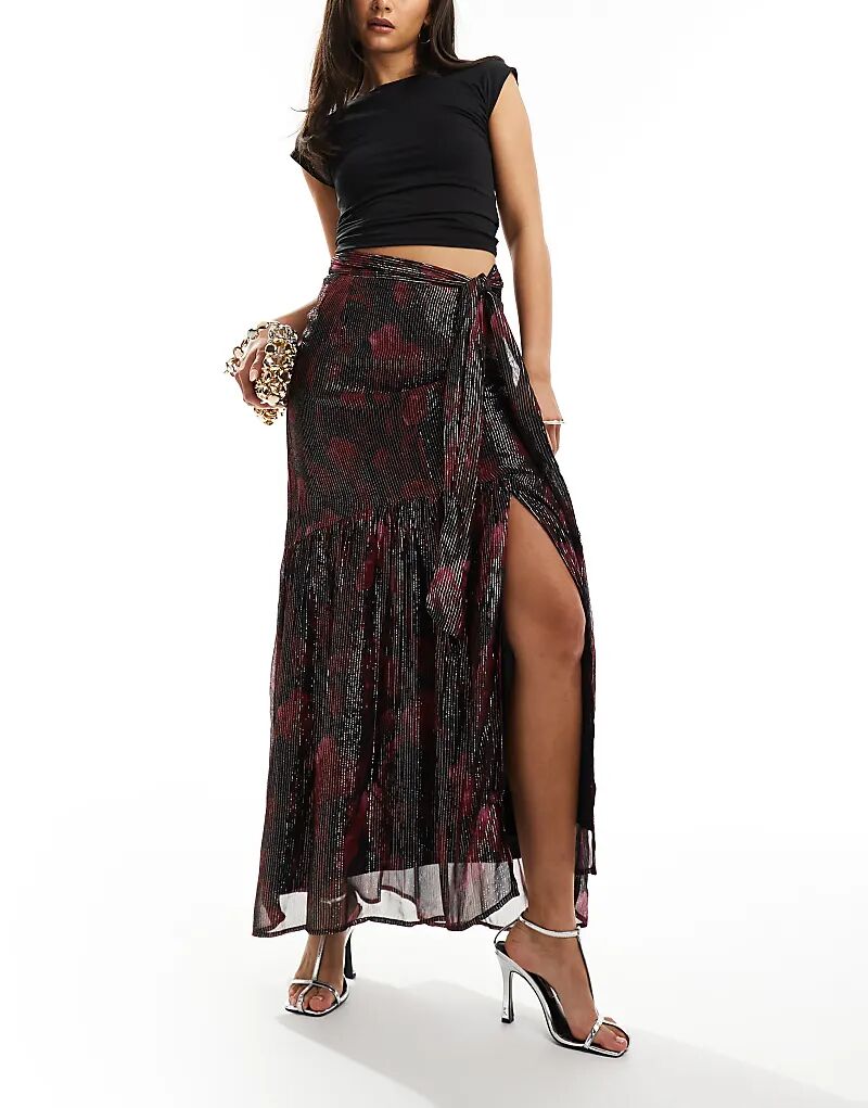 Юбка макси-силуэта с металлическим принтом и оборками красного цвета Finding Friday 
Юбка макси-силуэта с металлическим принтом и оборками красного цвета Finding Friday