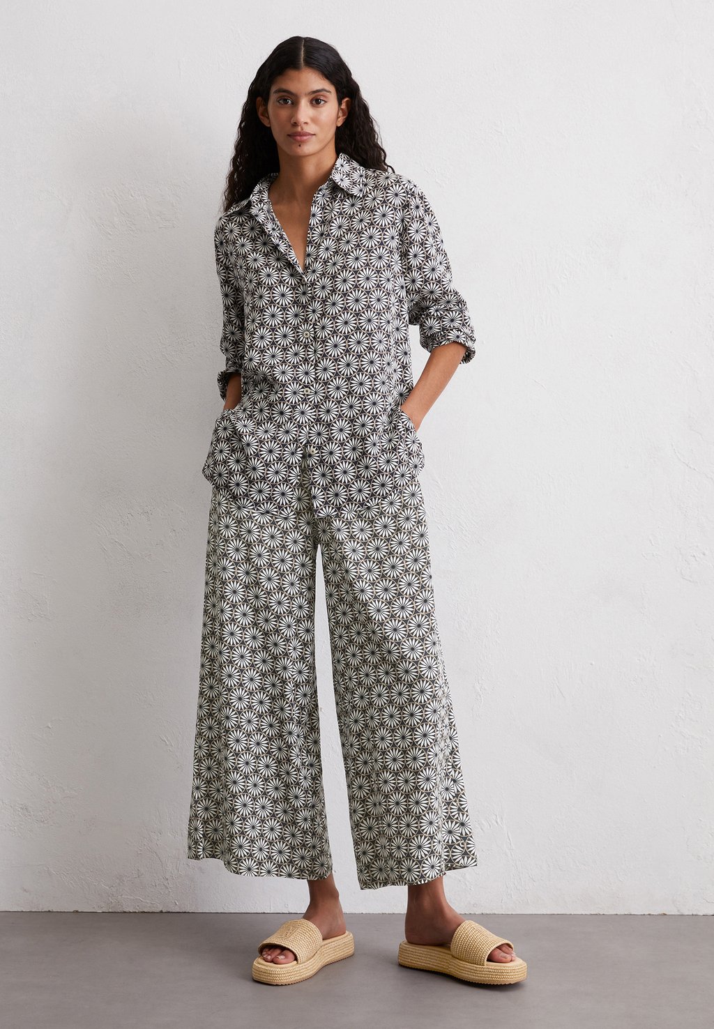 Блузка на пуговицах RELAXED Marc O'Polo, черный
Блузка на пуговицах RELAXED Marc O'Polo, черный