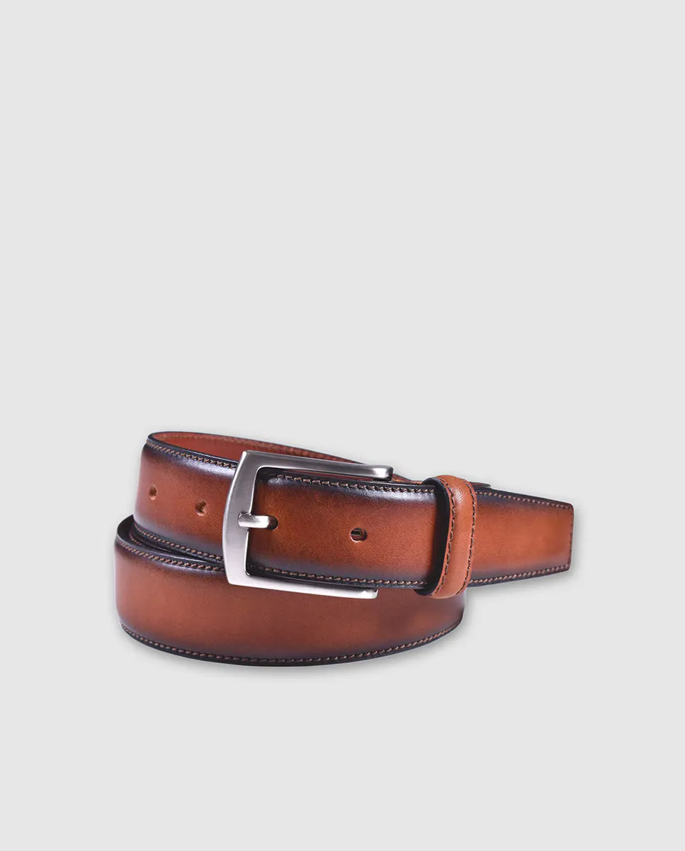 Мужской плоский кожаный ремень Miguel Bellido, коричневый
Мужской плоский кожаный ремень Miguel Bellido, коричневый
