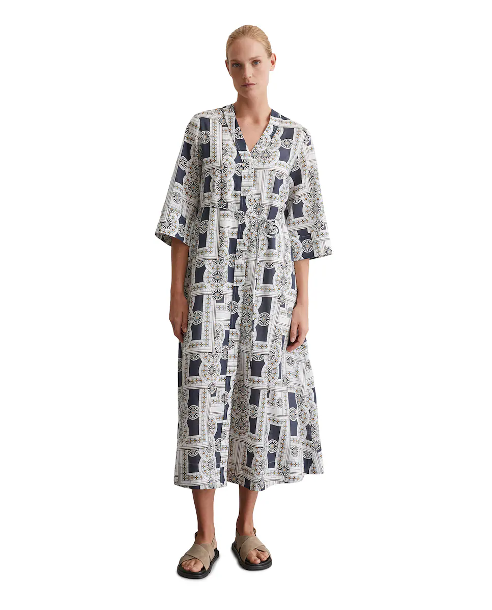 Макси-платье расклешенное из легкого хлопкового вуаля MARC O'POLO, синий
Макси-платье расклешенное из легкого хлопкового вуаля MARC O'POLO, синий