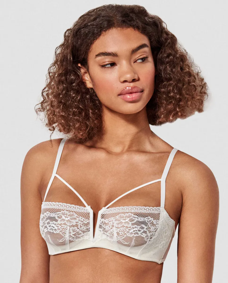 Бюстгальтер-балконет на косточках и без пены из кружевной ткани Gisela, белый
Бюстгальтер-балконет на косточках и без пены из кружевной ткани Gisela, белый