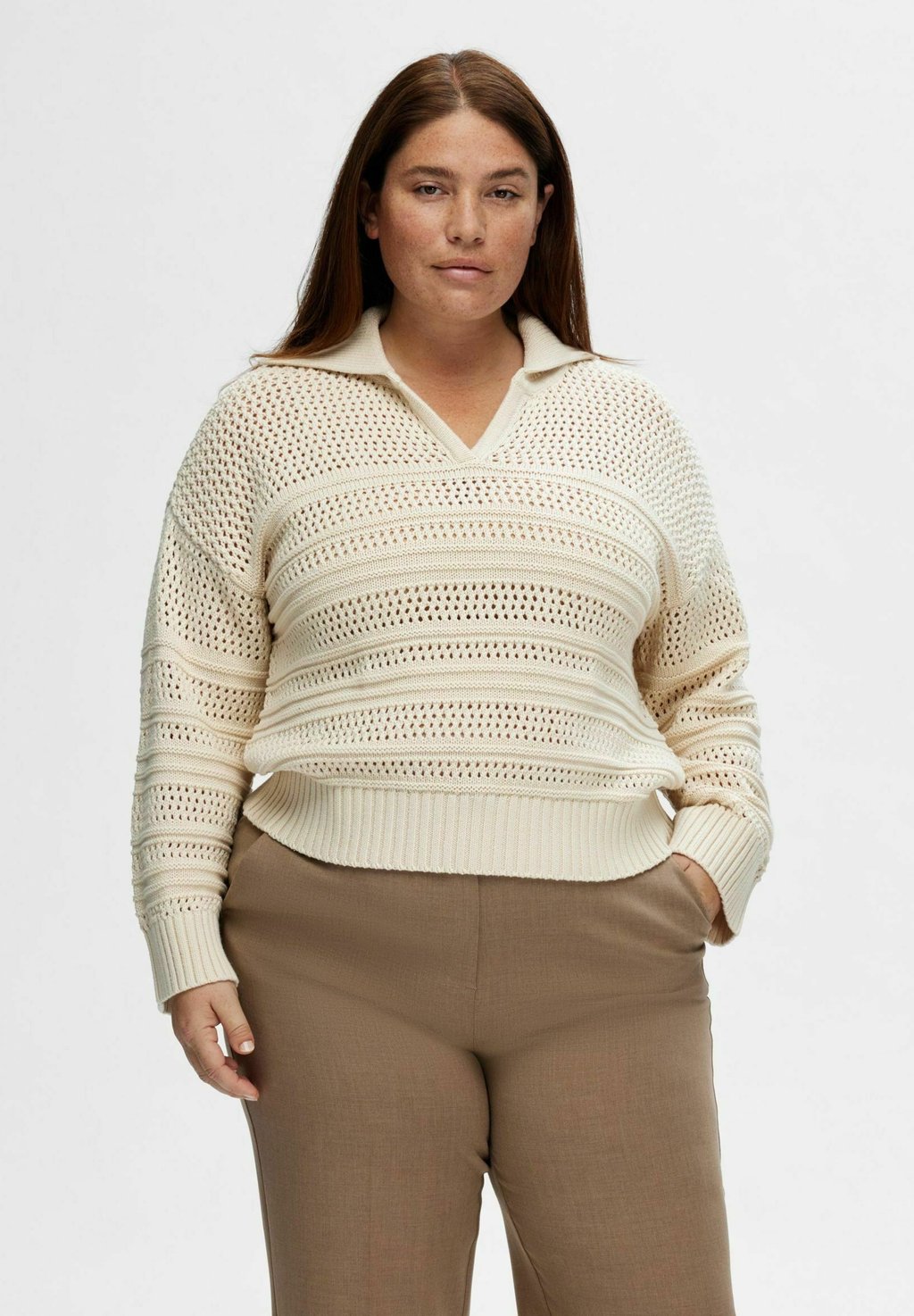 Джемпер SLFFINA COLLAR Selected Femme, бежевый
Джемпер SLFFINA COLLAR Selected Femme, бежевый