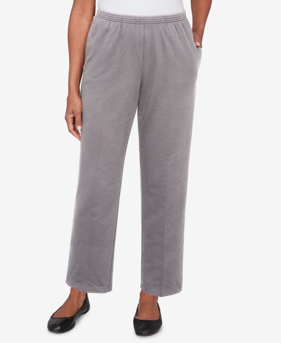 Классические женские короткие брюки Petite Classic из французского махрового трикотажа Alfred Dunner, Heather Gray
Классические женские короткие брюки Petite Classic из французского махрового трикотажа Alfred Dunner, Heather Gray