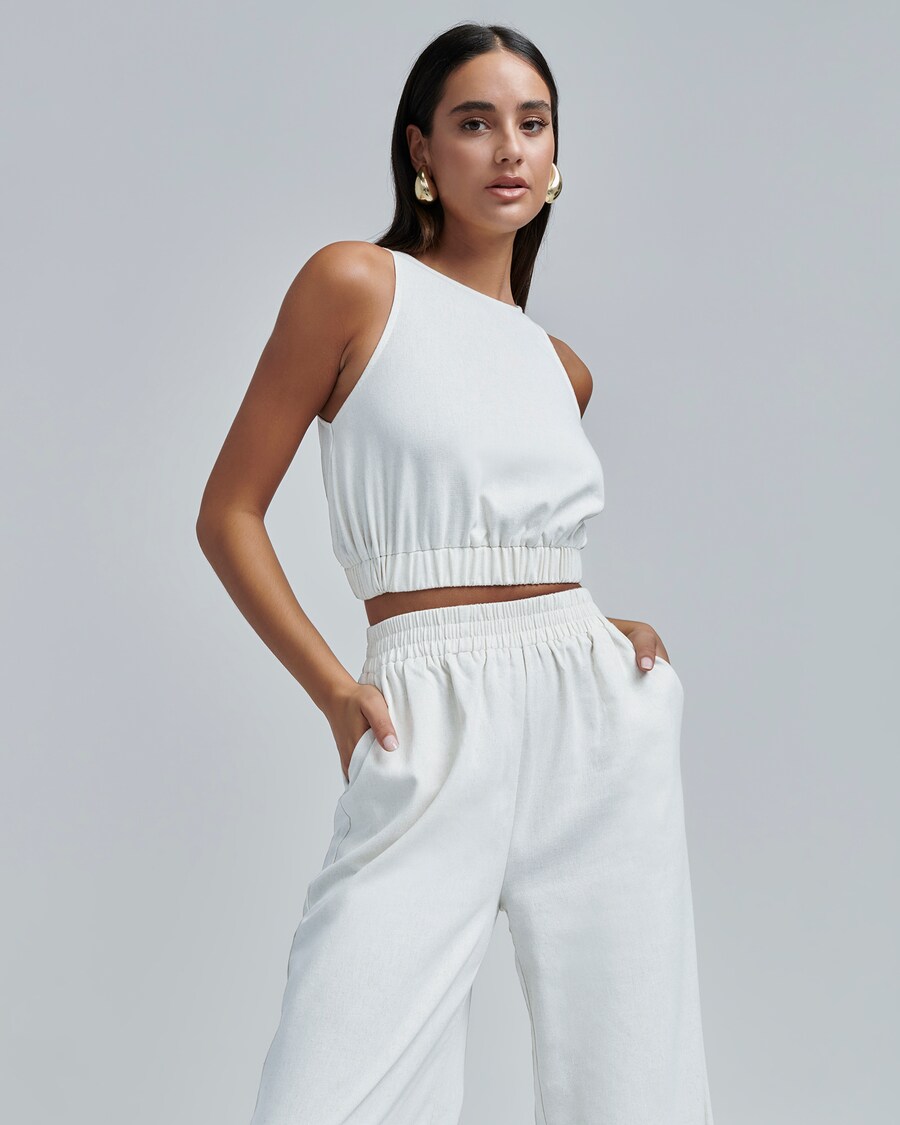 Топ BWLDR Laila, белый
Топ BWLDR Laila, белый