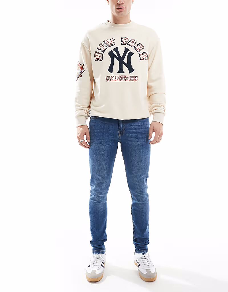 Узкие джинсы DTT стретч средне-синего цвета Don't Think Twice
Узкие джинсы DTT стретч средне-синего цвета Don't Think Twice