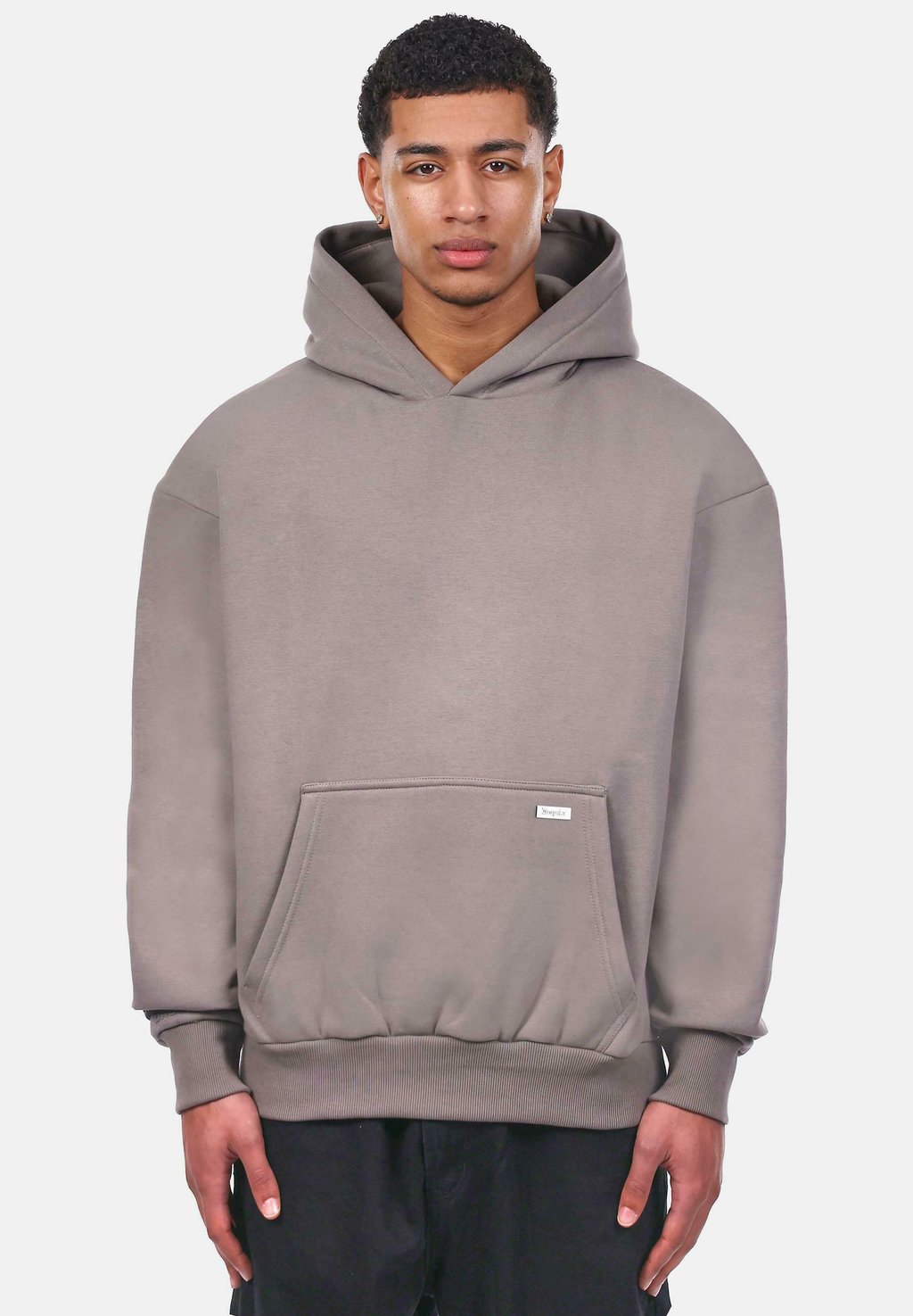 Толстовка HEAVY PATCH Dropsize, серо-коричневый
Толстовка HEAVY PATCH Dropsize, серо-коричневый
